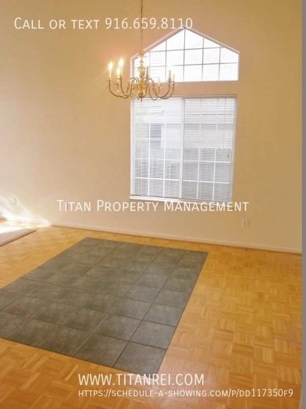 Building Photo - 8652 Meandering Way