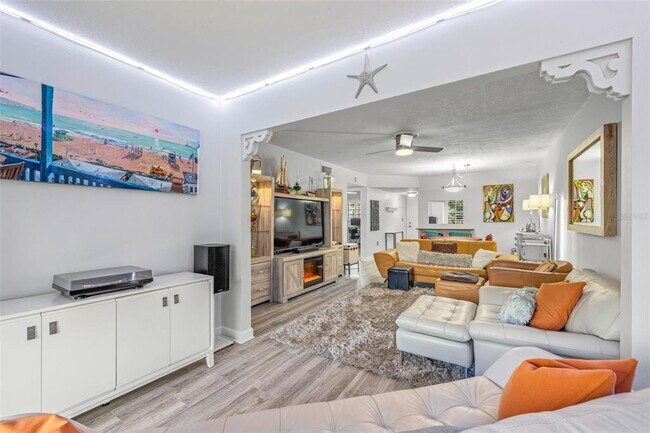 Building Photo - 946 Virginia St