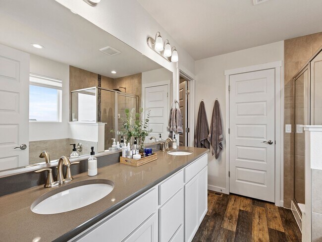 Building Photo - Stunning 4-Bed 2.5-Bath Oasis- Severance, CO!