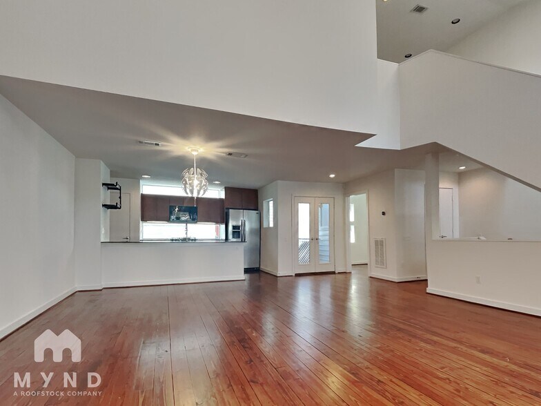 Building Photo - 6913 Ardmore St