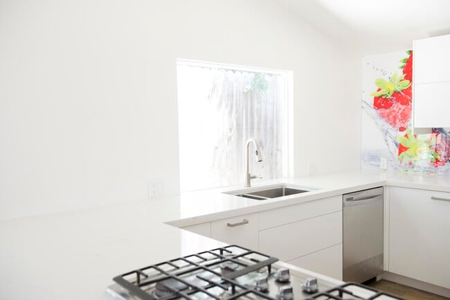 Building Photo - 5647 Comanche Ave