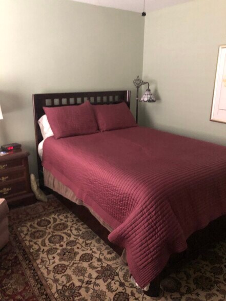 Master bedroom - 6533 W Wisconsin Ave