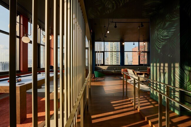 Interior Photo - Anagram Nomad