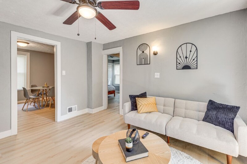 Building Photo - 484 Spicer Street