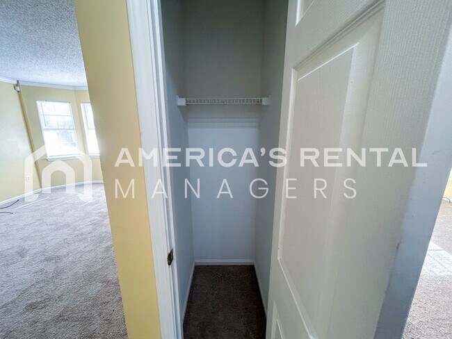 Building Photo - Home for Rent in Birmingham!