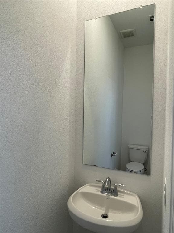 Building Photo - 5531 Holly Hvn Ct
