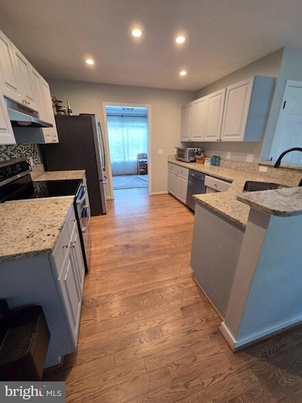 Building Photo - 54 Dawson Dr