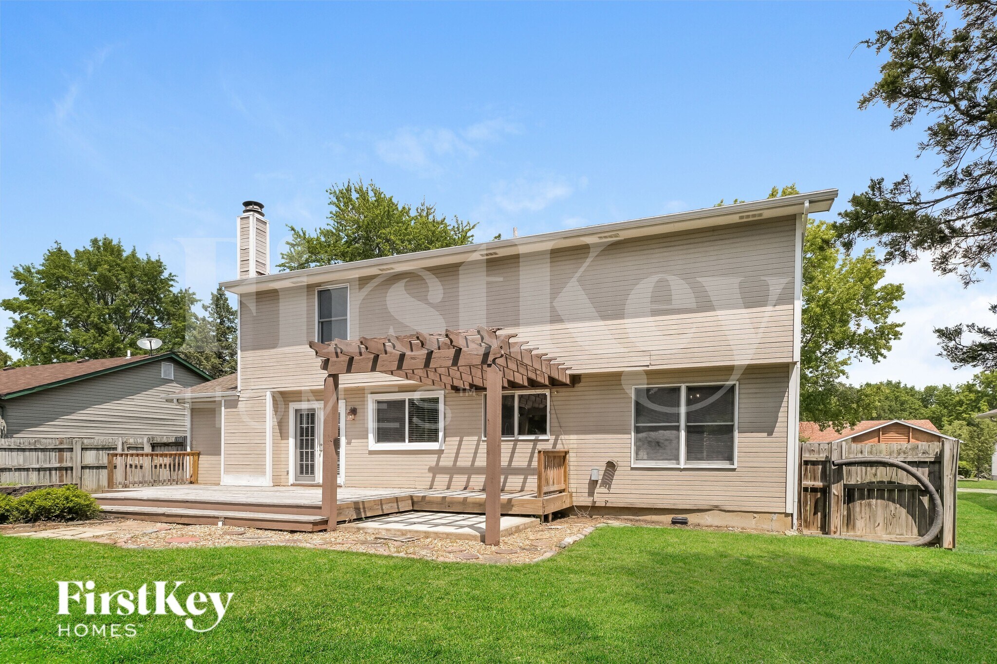 Building Photo - 721 Cedar Glen Dr