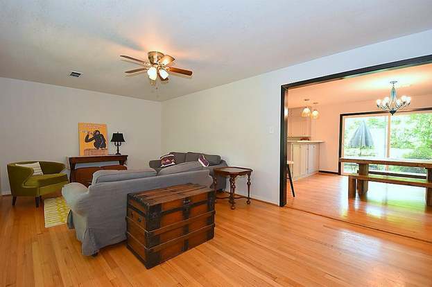 Building Photo - 5242 Beechnut St