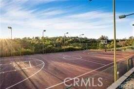 Building Photo - 2440 Los Alisos Dr