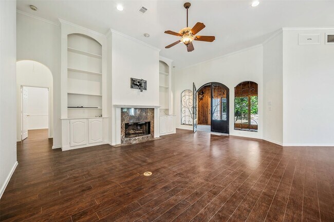 Building Photo - 7517 Waterwood Dr