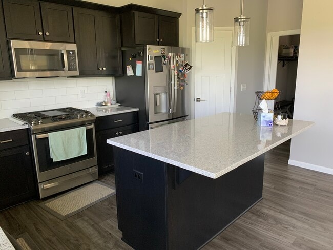 Building Photo - 5608 Levitan Ln