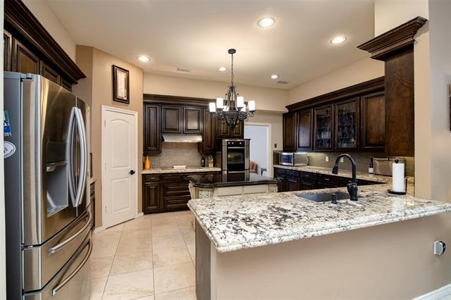 Building Photo - 5920 Encore Dr