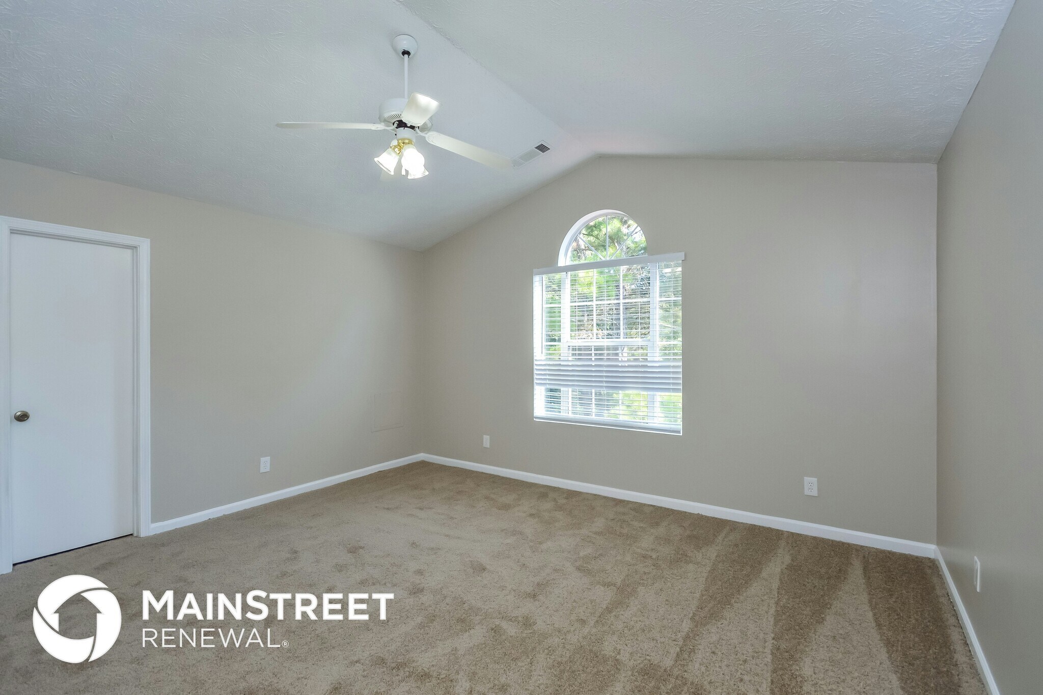 Building Photo - 634 Ridge Way