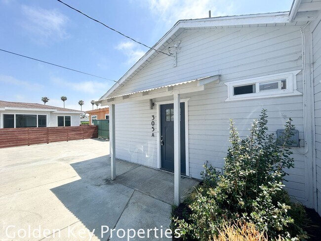 Building Photo - Welcome to your beautifully renovated sing...