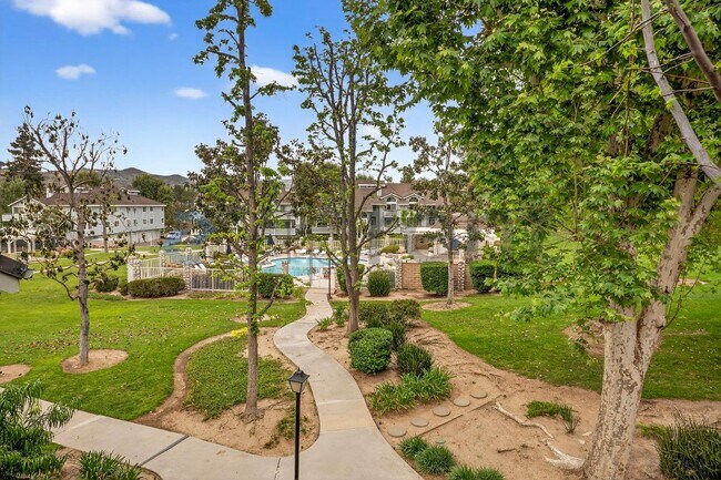 Building Photo - 26854 Claudette St