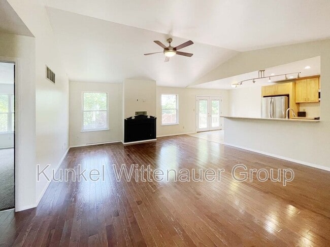 Building Photo - 2746 Brookrun Dr