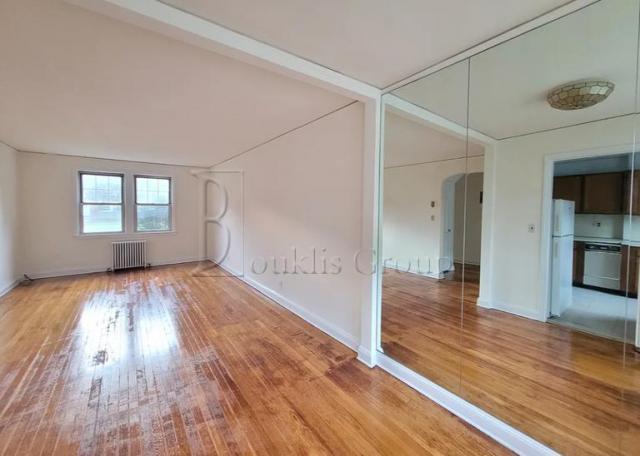 Building Photo - 1 bedroom in FLUSHING NY 11354