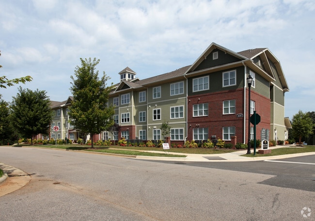 Building Photo - Powell Spring Apartments