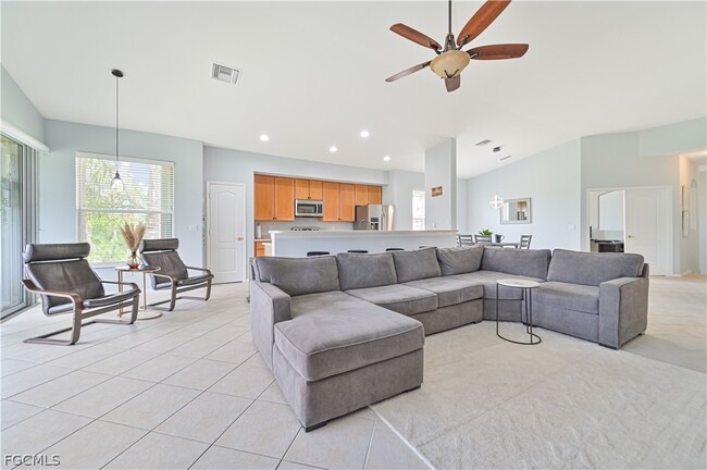 Building Photo - 3221 Sea Haven Ct