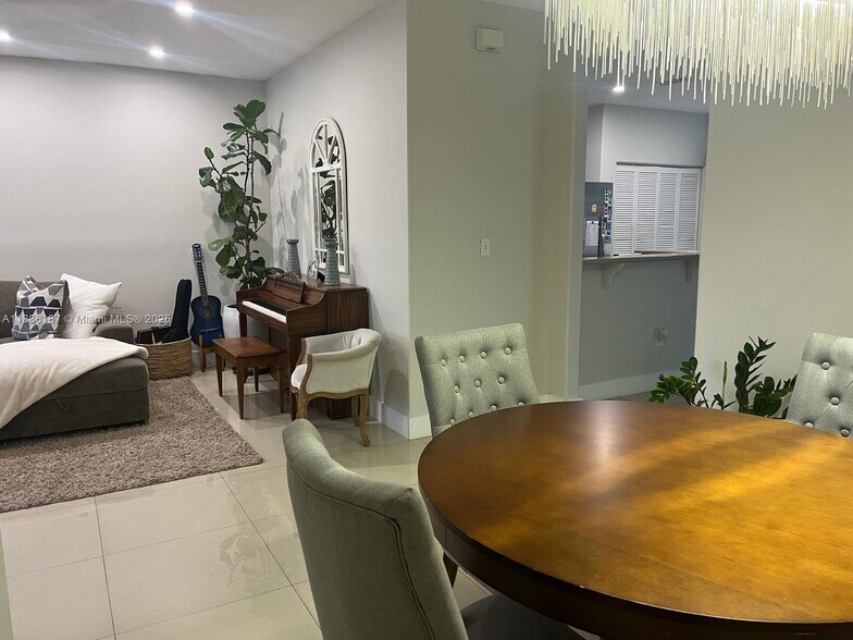 Building Photo - 10866 NW 51st Ln