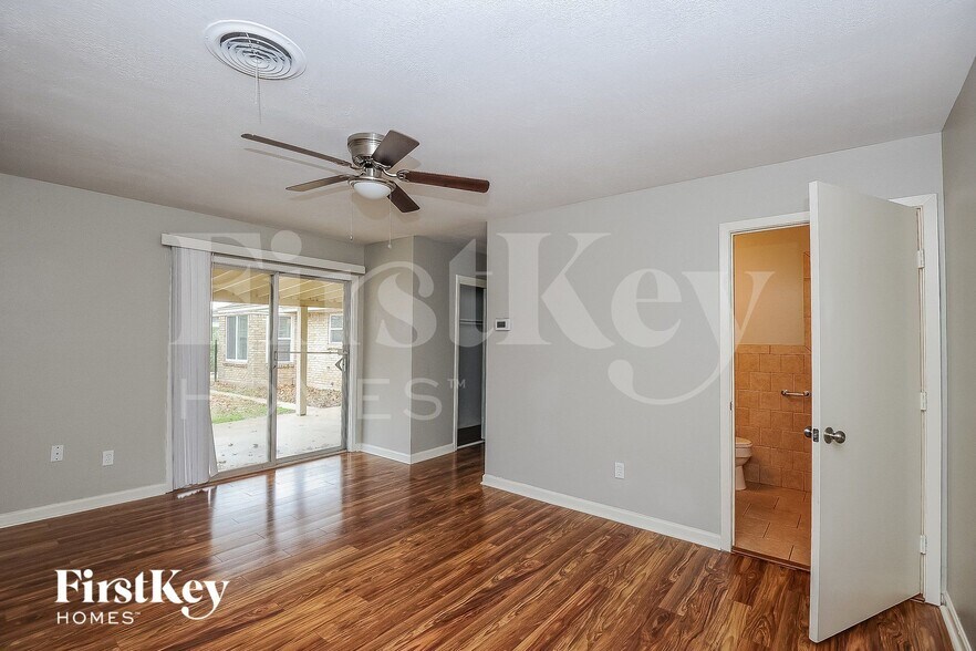 Building Photo - 3817 Wren Ave