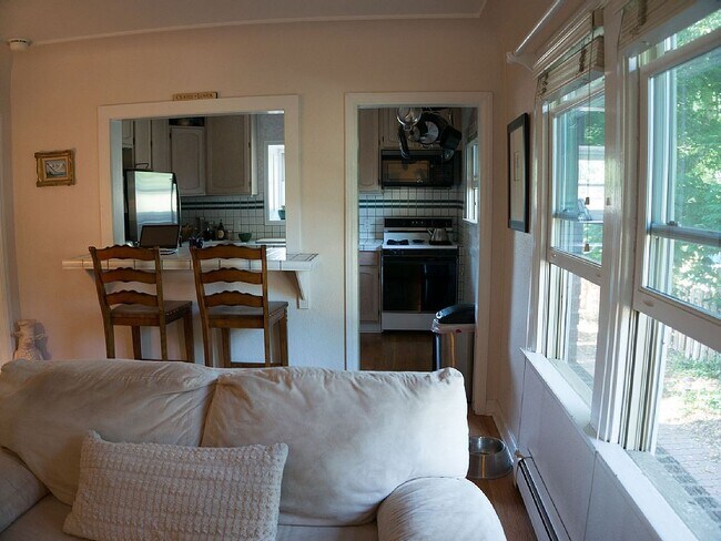 Kitchen - 2520 Bluff St