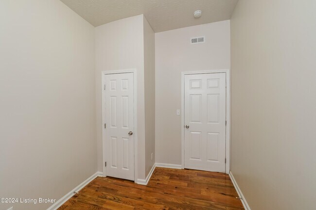 Building Photo - 1464 S 9th St