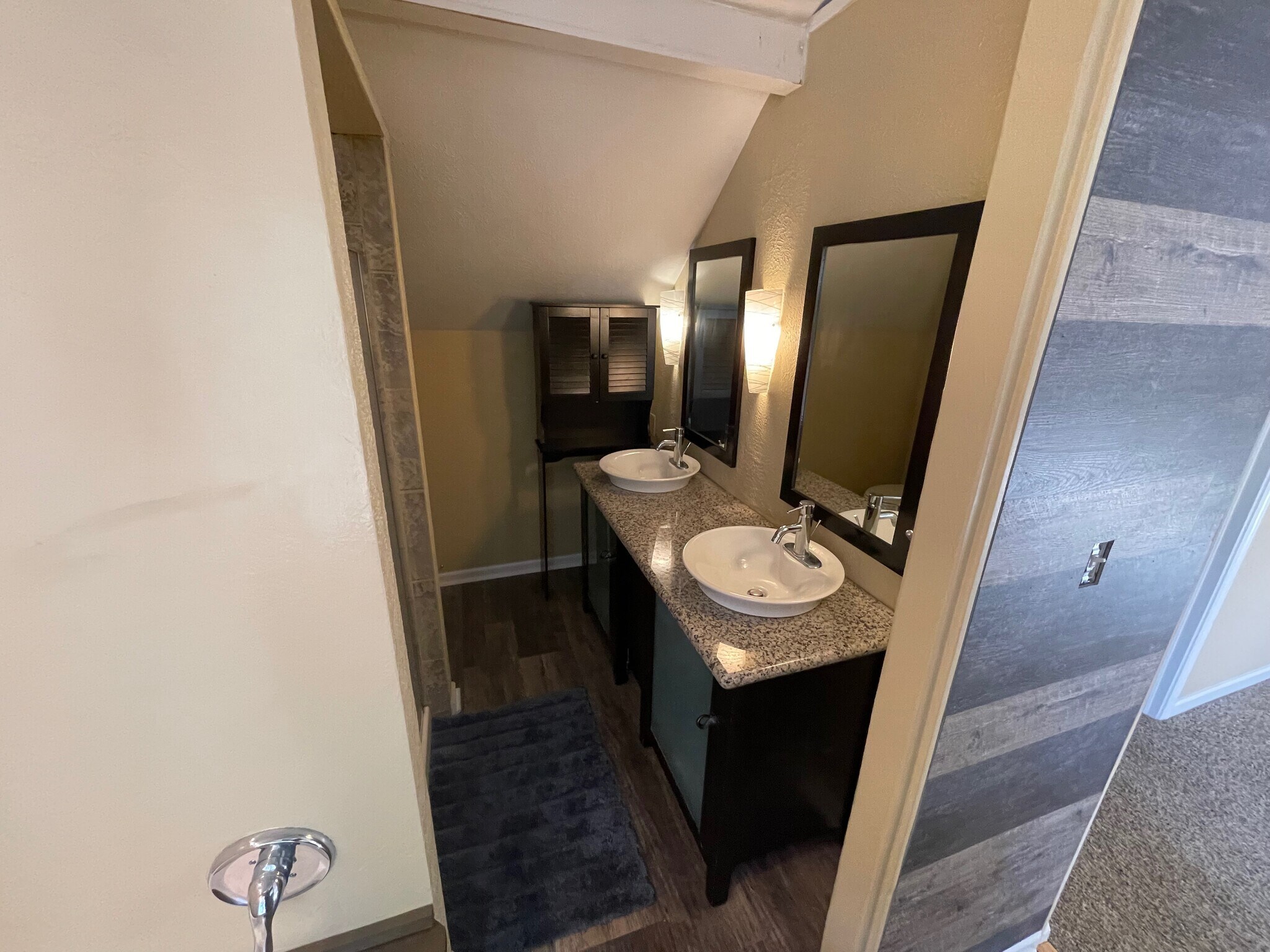 Building Photo - 1991 Glen Garry Dr