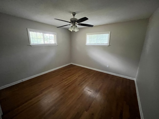 Building Photo - Large 4BR/2BA Whitehaven Home | 2,393 Sq Ft, Stone Fireplace, Hardwood BRs & 2-Car Garage