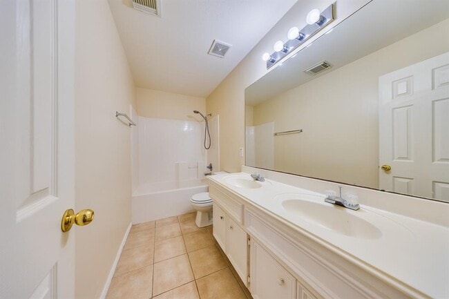 Building Photo - 18426 Stark Point Ct