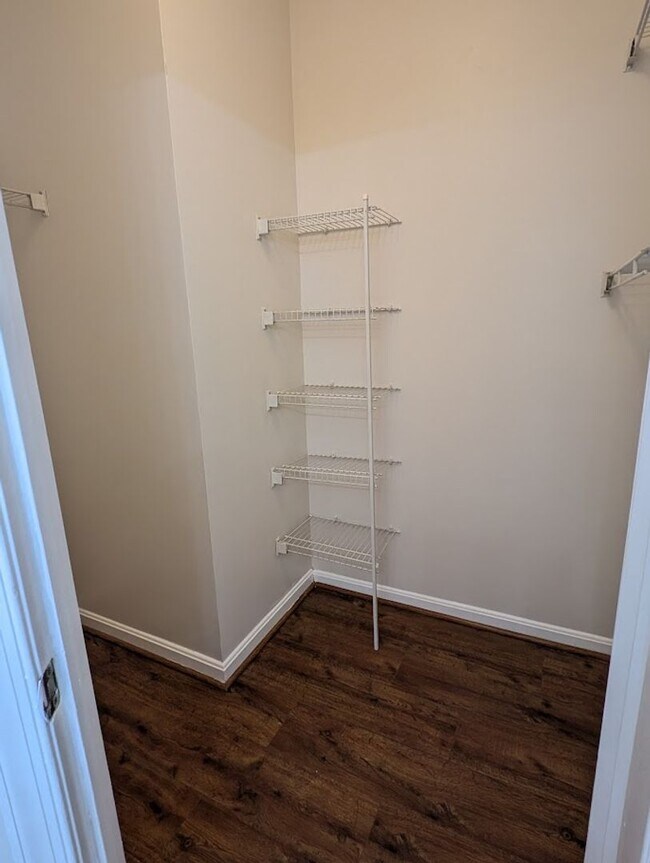 Building Photo - Palazzo at Park Center Top floor 2 bedroom...