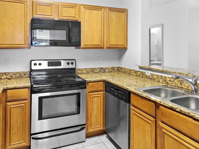 Building Photo - 2324 Calendar Ct