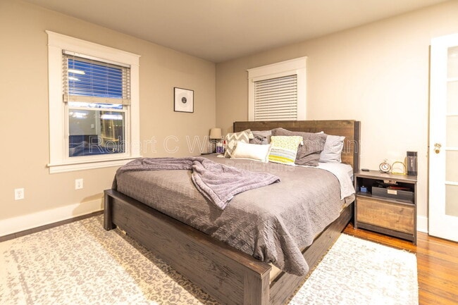 Building Photo - 15 Emerson St