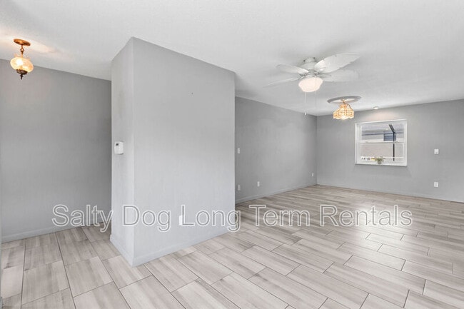 Building Photo - 800 Black Duck Dr