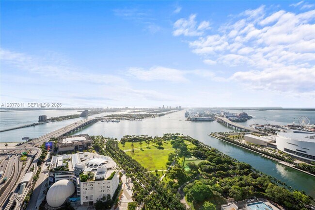 Building Photo - 1040 Biscayne Blvd