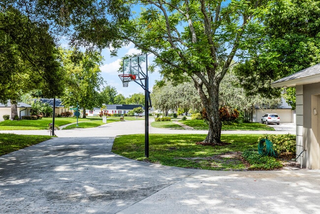Building Photo - 8969 Crichton Wood Ct