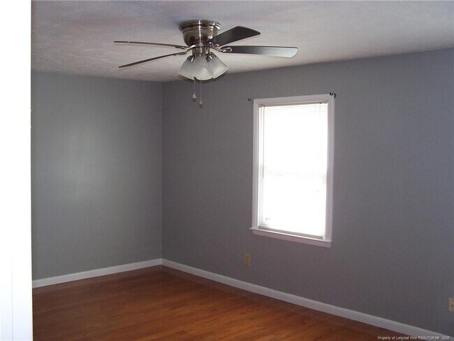 Building Photo - 7719 Temperance Dr