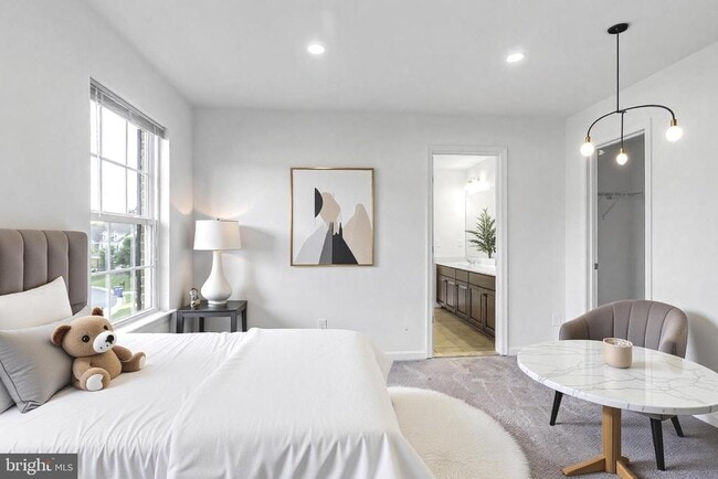 Building Photo - 40560 Aldie Springs Dr