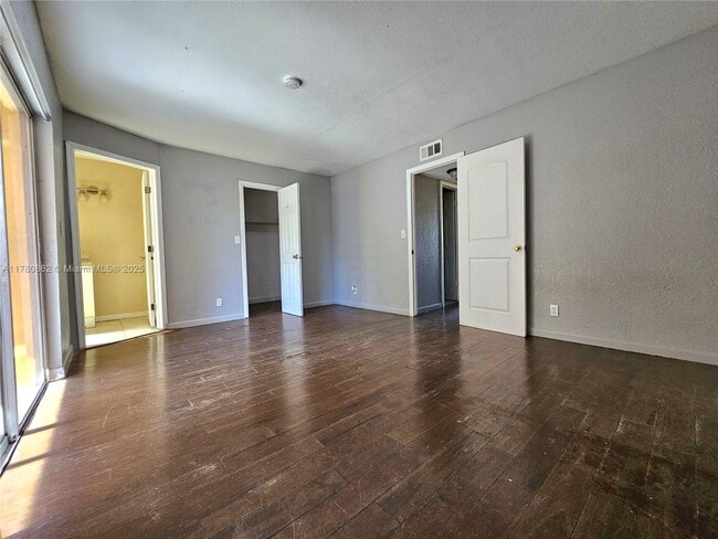 Building Photo - 2629 NW 60th Way