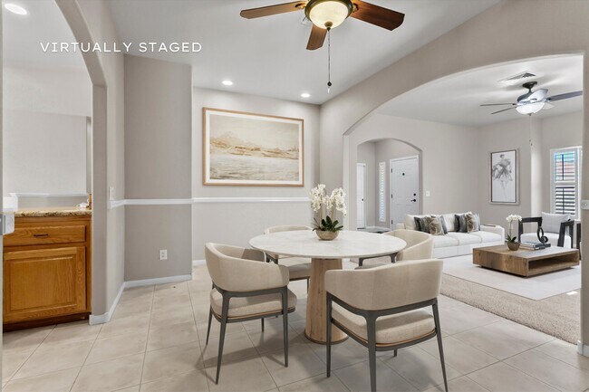 Building Photo - 778 Fairway Dr