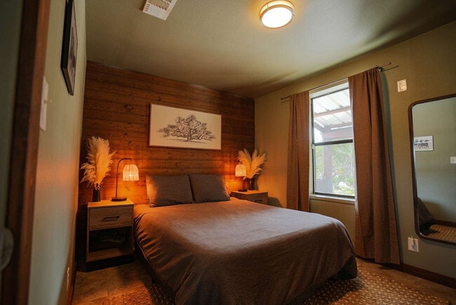 Building Photo - 371 Cloud Top