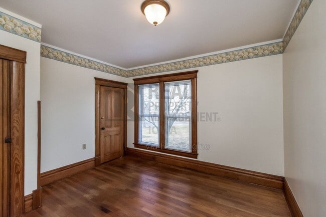 Building Photo - 1667 W Avenue