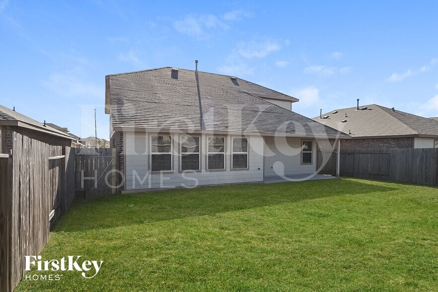 Building Photo - 29018 Innes Park Pl