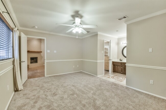 Building Photo - 20 Tulip Hill Ct