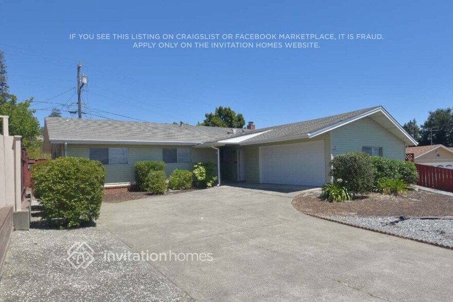 Building Photo - 132 Winchell Ct