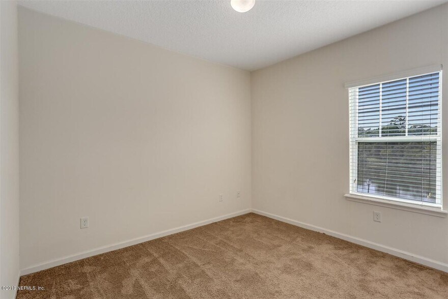 Building Photo - 4908 Key Lime Dr