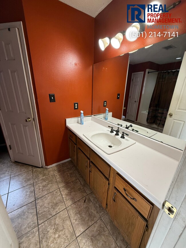 Building Photo - 78 Pinedale Cir