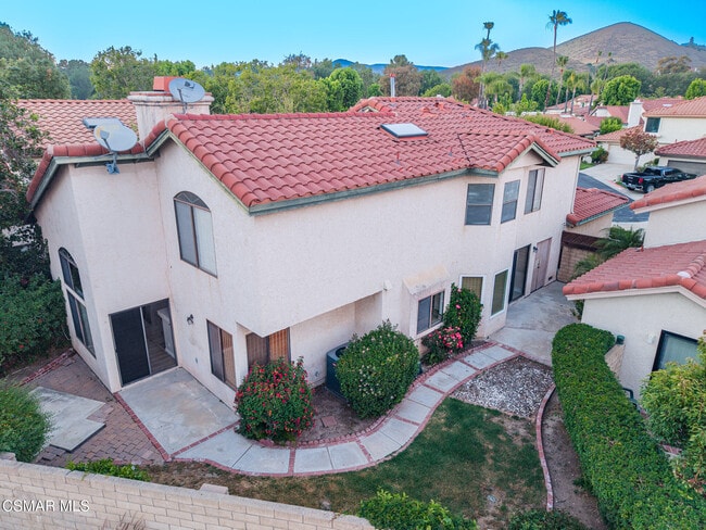 Building Photo - 2704 Simi Hills Ln