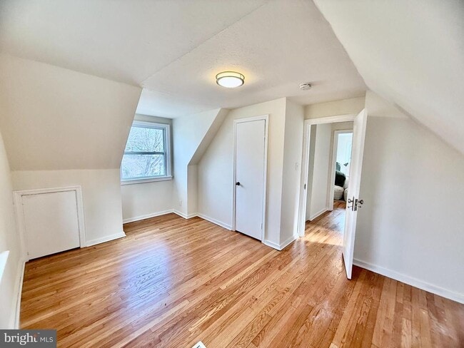 Building Photo - 2415 Fairhaven Ave